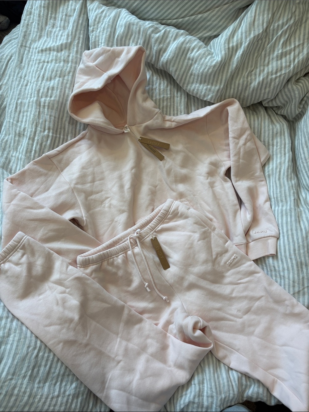 SKIMS Baby Pink Light Hoodie and Sweat Set. BRAND NEW